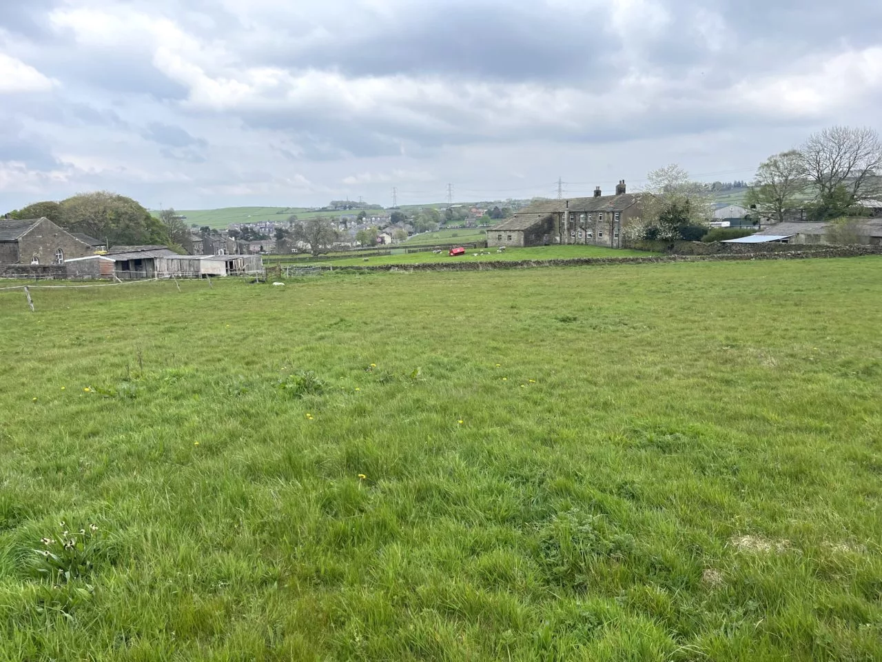 Land for Sale Stables and 2.80 Acres, Lane Side, Wilsden, BD15 0LH David Hill