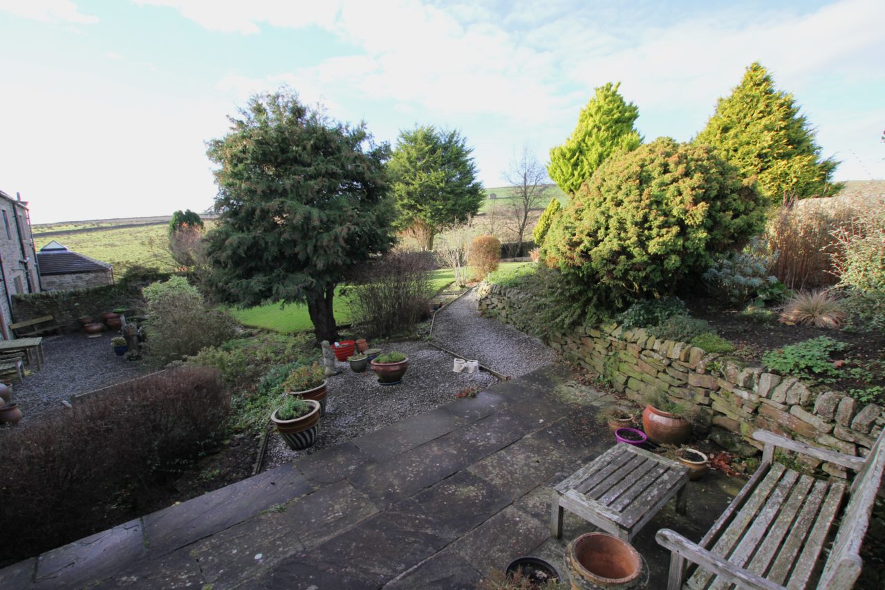 4 bedroom barn conversion for sale Low Moor Top Barn, Moorside