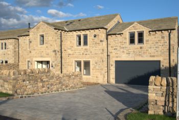 4 bedroom detached house for sale – 2 Green Bank, Glusburn, BD20 8FU