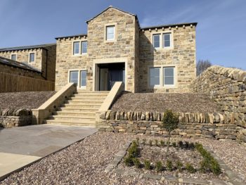 4 bedroom detached house for sale – 4 Green Bank, Glusburn, BD20 8FU