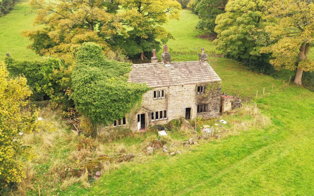 3 bedroom farmhouse for sale – West Pasture Farm, Pasture Lane Road, Barrowford, BB9 6QY
